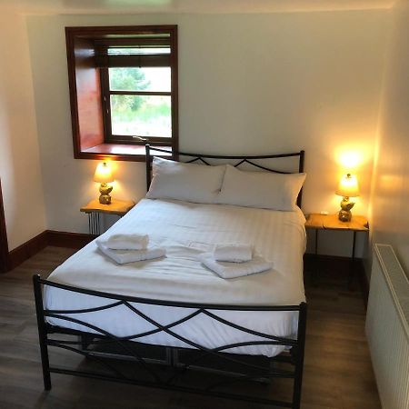 Ochiltree Cottage Нютън Стюарт Екстериор снимка